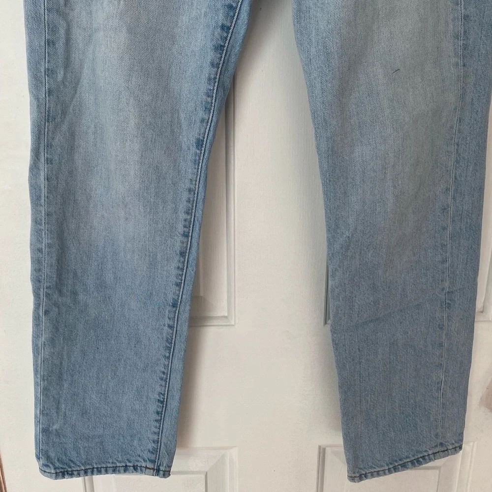 Madewell Classic Vintage Light Blue Straight Jeans - Picture 4 of 9